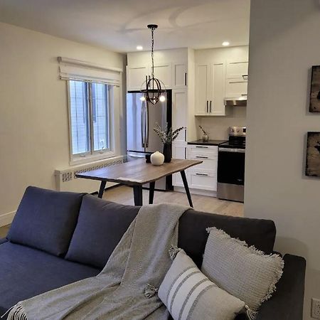 Free Parking, Beautiful 4 1/2- 2 Bedroom Apartment Montréal Kültér fotó