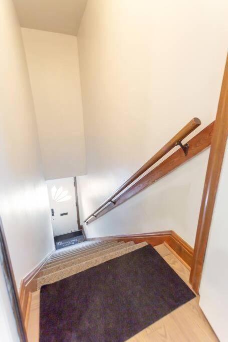 Free Parking, Beautiful 4 1/2- 2 Bedroom Apartment Montréal Kültér fotó